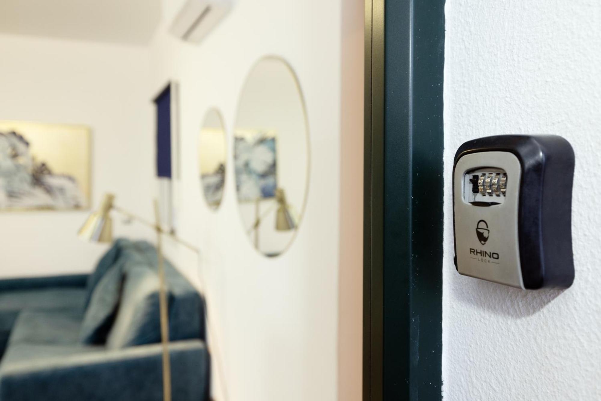 Apartamentos Trianasol セビリア エクステリア 写真