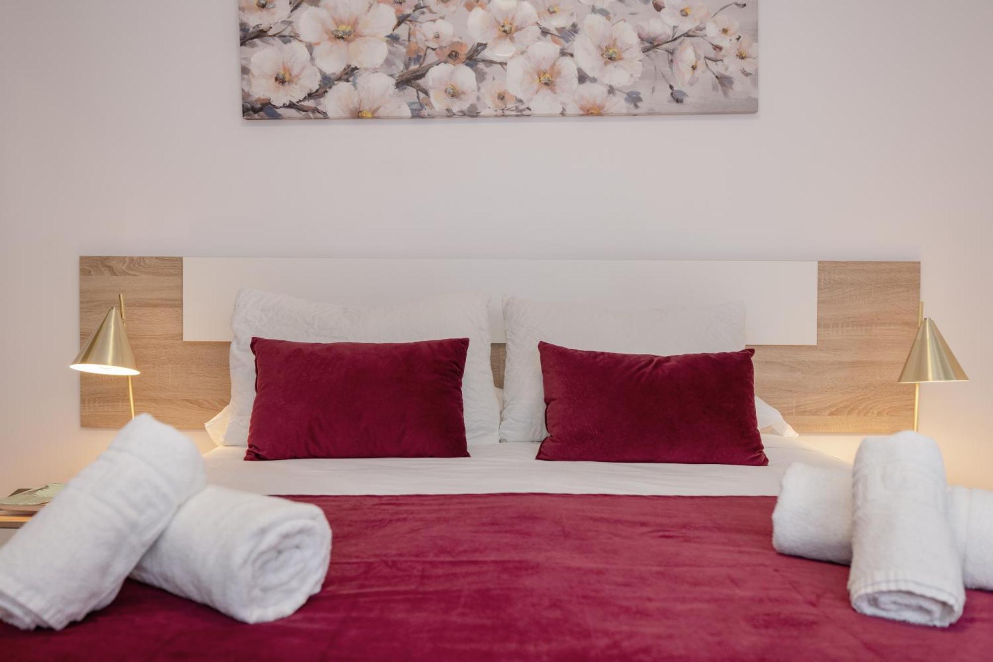 Apartamentos Trianasol セビリア エクステリア 写真