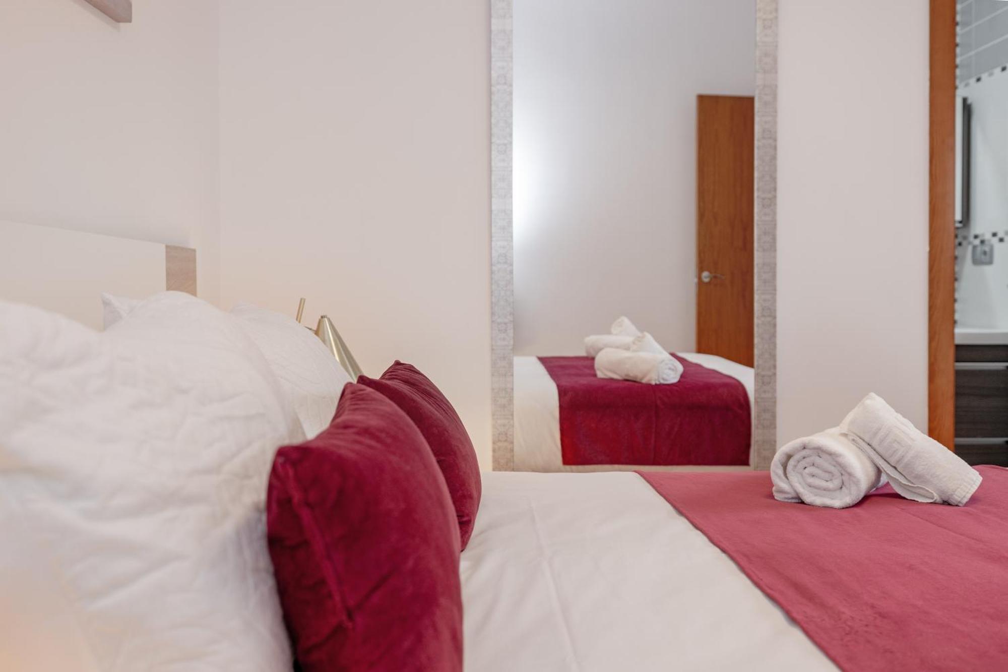 Apartamentos Trianasol セビリア エクステリア 写真